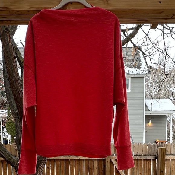 We The Free Washed Red Boatneck Dolman Sleeve Nikala Sweatshirt medium - Picture 10 of 16
